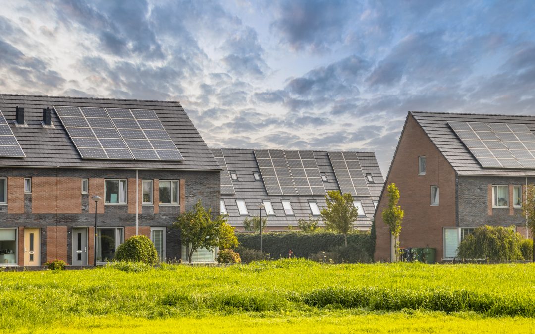The Rise of Community Solar: Sharing the Benefits of Solar Energy