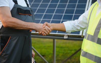 Local Solar Companies vs. National Providers: What’s Best for Your Home Installation?